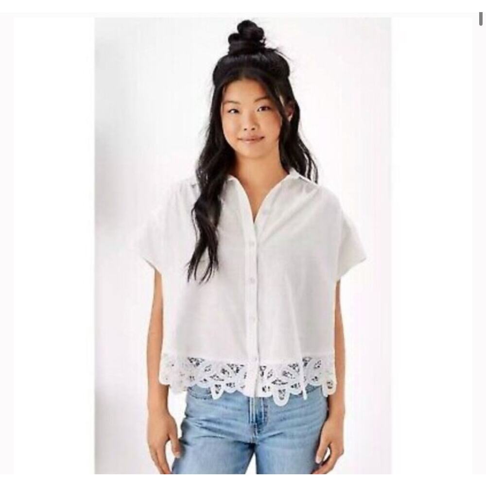 American Eagle Oversized Resort Lace Cutout Button Up Shirt